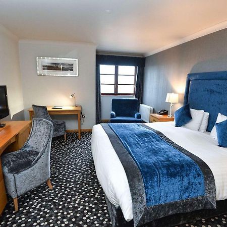 Clarion Collection Hotel Belfast Loughshore キャリクファーガス エクステリア 写真