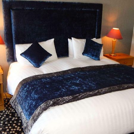 Clarion Collection Hotel Belfast Loughshore キャリクファーガス エクステリア 写真