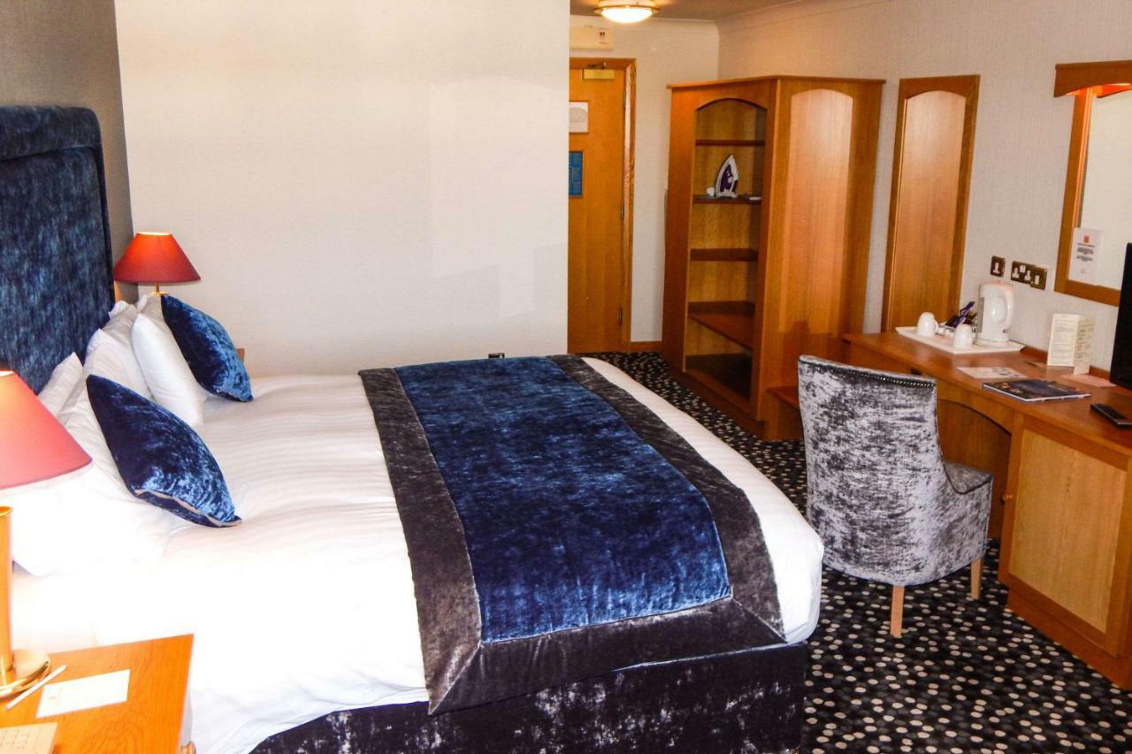 Clarion Collection Hotel Belfast Loughshore キャリクファーガス エクステリア 写真