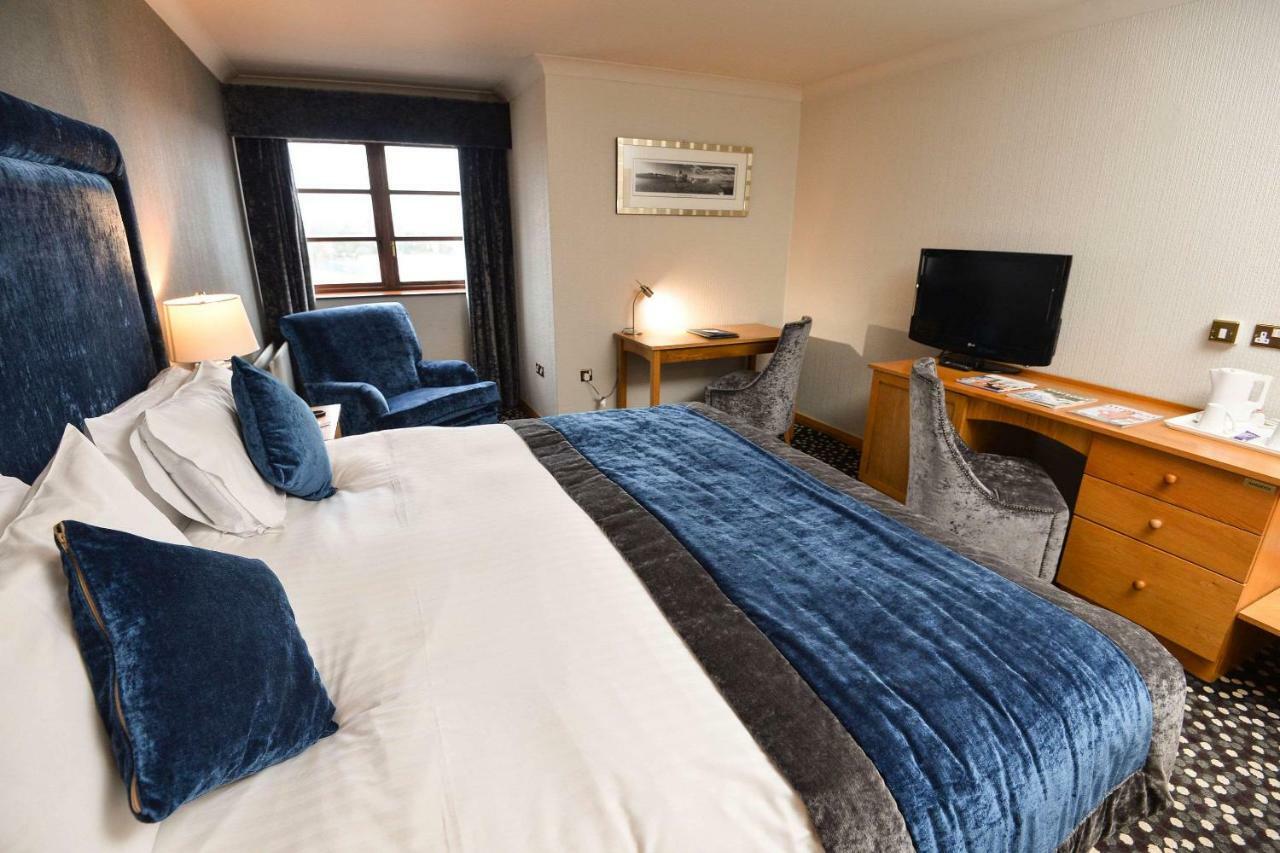 Clarion Collection Hotel Belfast Loughshore キャリクファーガス エクステリア 写真